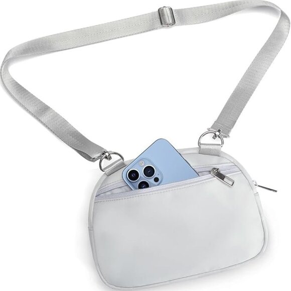 Women's Crossbody Bag/ Fanny Pack with Adjustable Strap ~NEW - Picture 5 of 5